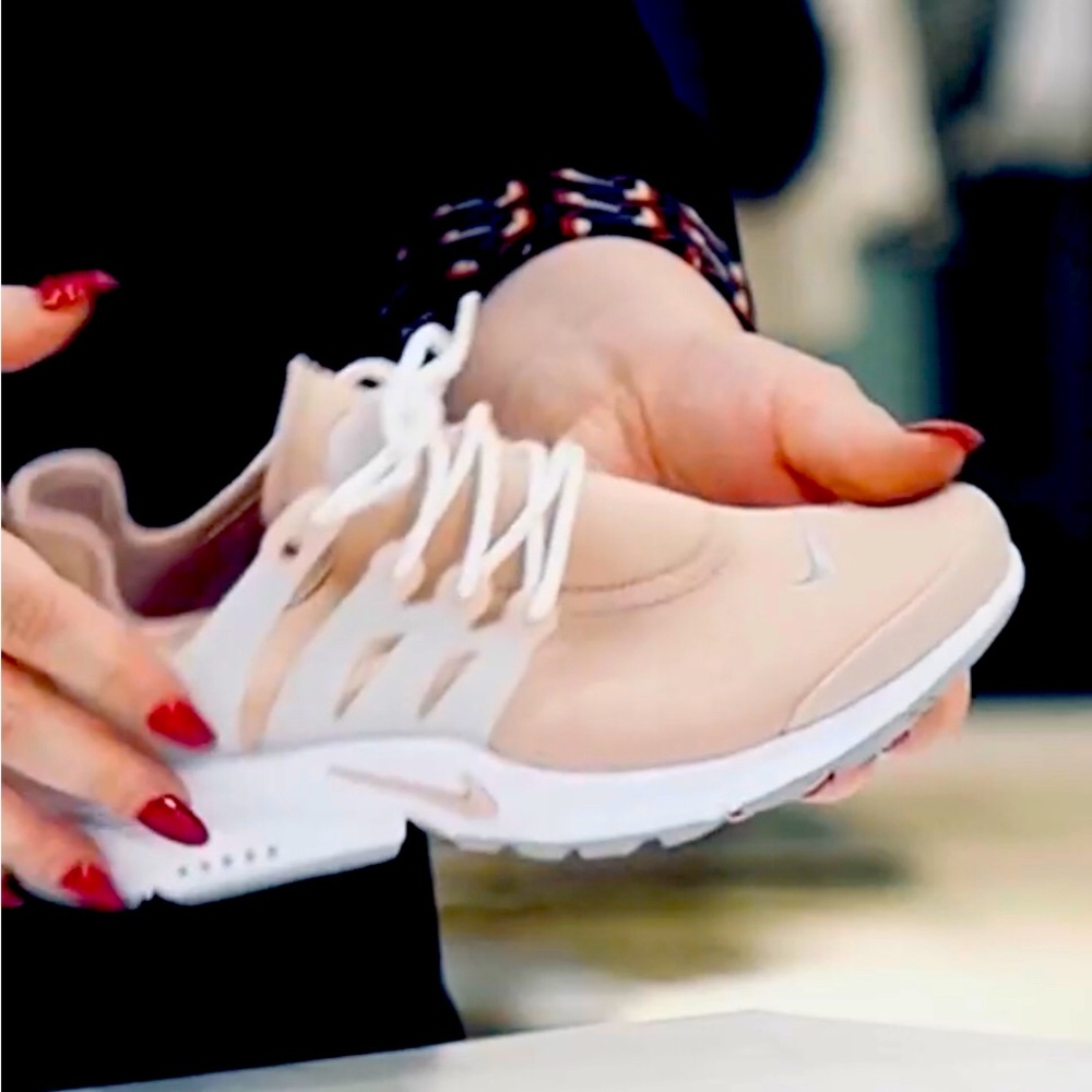 🌸 WMNS AIR PRESTO SNKRS PINK NIKE NEW